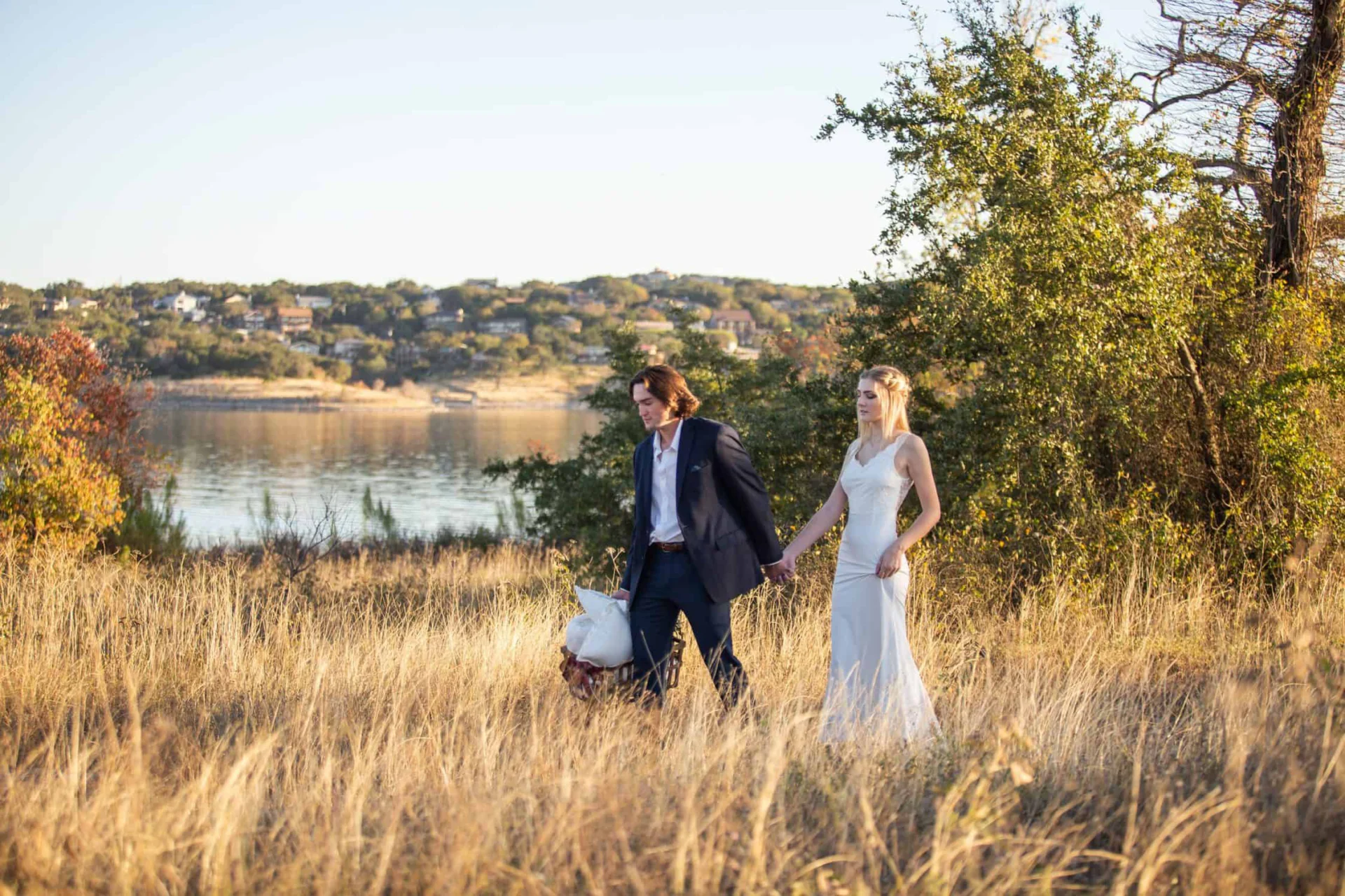 Josh + Clarissa - Canyon Lake Island Elopement-34