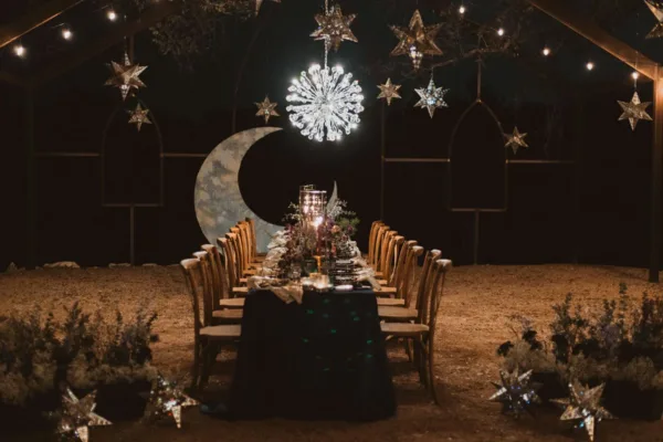 A winter-themed wedding table setup